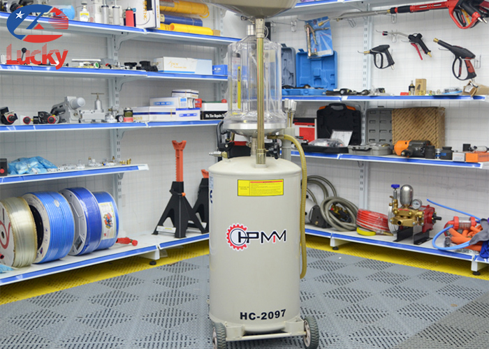 may-hut-dau-o-to-bang-khi-nen-hc-2097-3