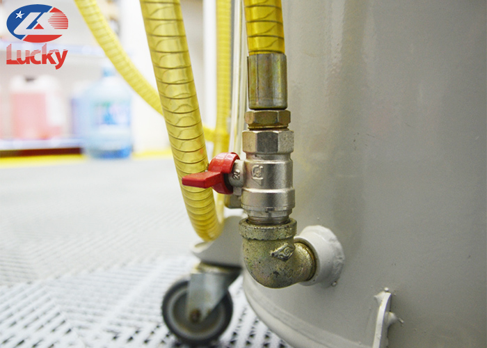 may-hut-dau-o-to-bang-khi-nen-hc-2097-9