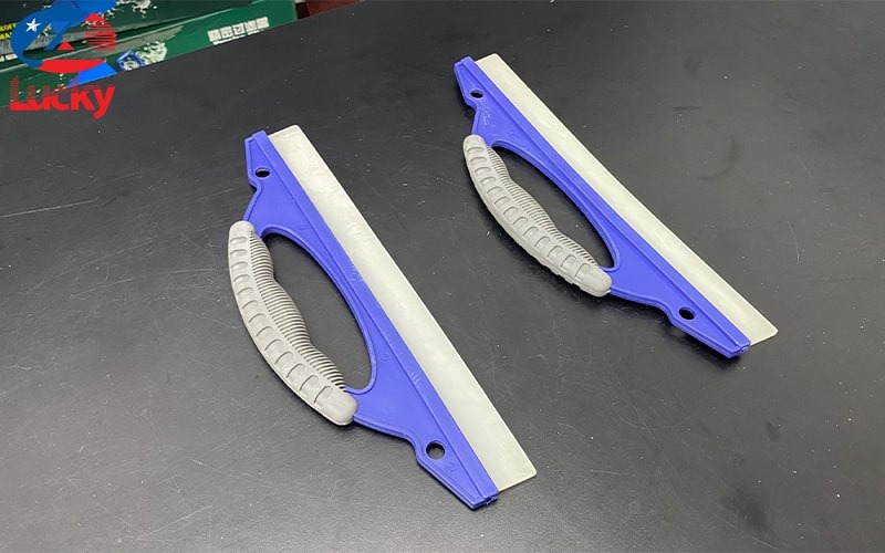 Gạt nước cầm tay bằng silicon