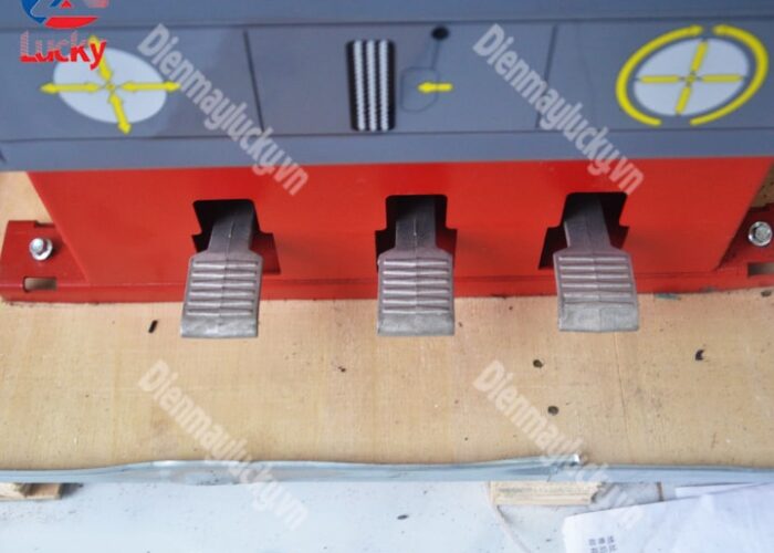 Máy Ra Vào Lốp Tc 820e (8) Min Máy Ra Vào Lốp Tc 820e (8) Min