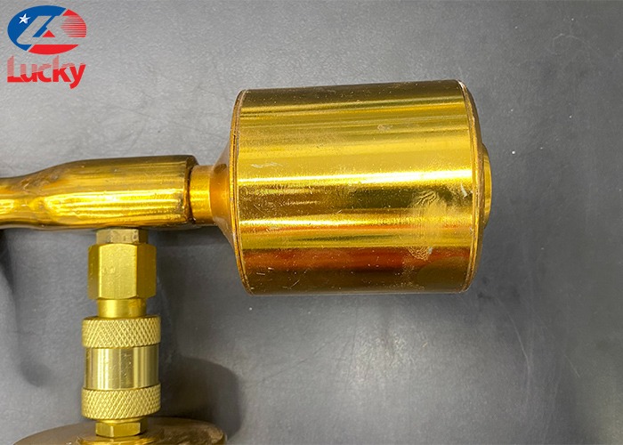 Bình bọt tuyết khí nén cầm tay màu vàng