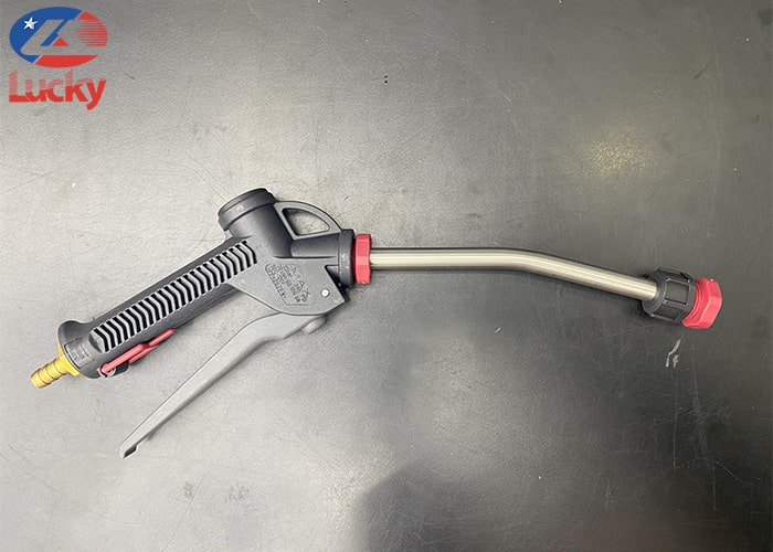 Sung-phun-bot-tuyet-sieu-min-ngan