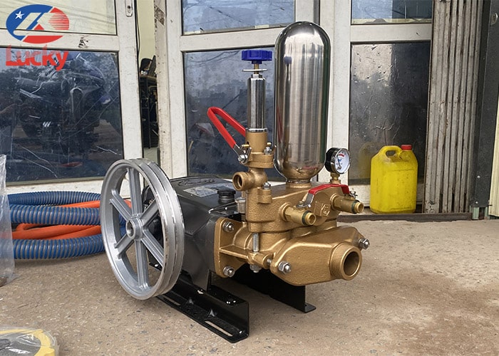 dau-bom-may-rua-xe-dai-loan-ls557-6