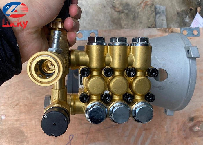 Đầu bơm rửa xe cao áp Lutian 18127