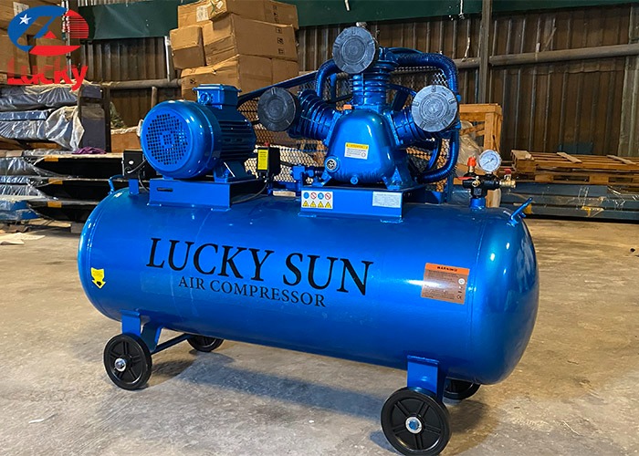 may-nen-khi-cong-nghiep-300-lit-10hp-lucky-2