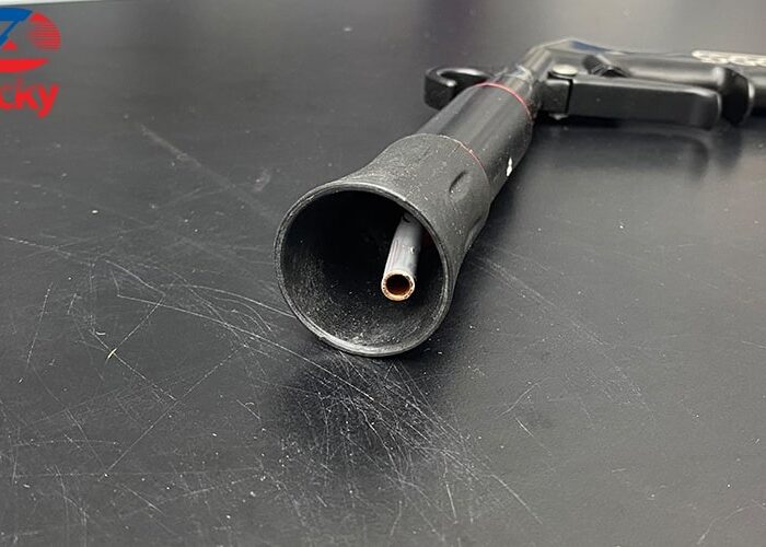 Súng vệ sinh lốc xoáy lõi nhựa SGCB Súng vệ sinh lốc xoáy lõi nhựa SGCB