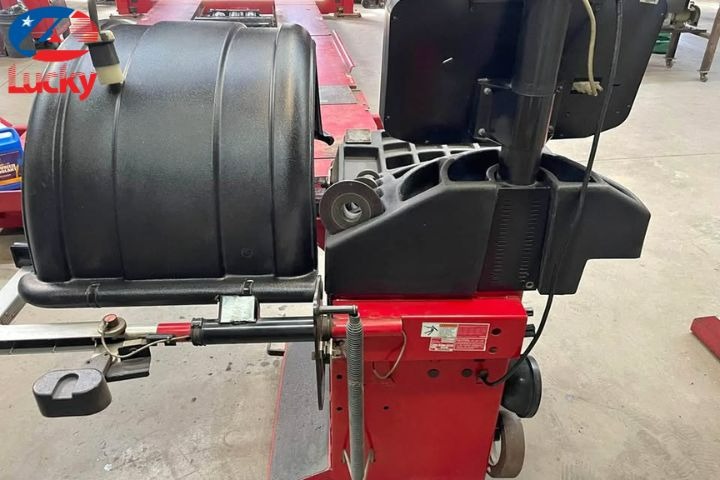 may-can-bang-lop-hunter-6