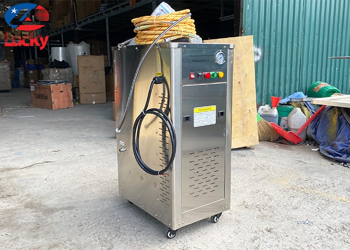 Máy rửa xe hơi nước nóng LK-9000