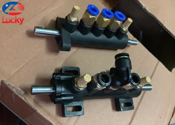 Van chia hơi máy ra vào lốp chân treo