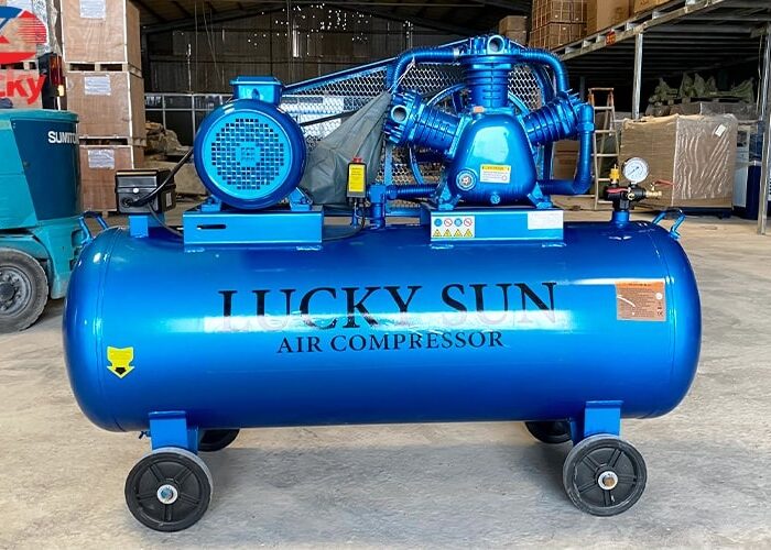 Máy nén khí 300 lít 10HP 12 bar Lucky Sun Máy nén khí 300 lít 10HP 12 bar Lucky Sun