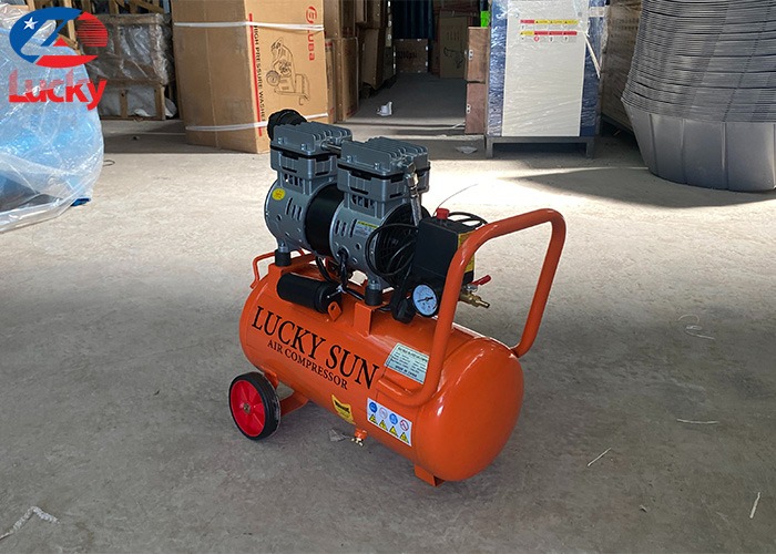 Máy nén khí không dầu 24 lít Lucky Sun