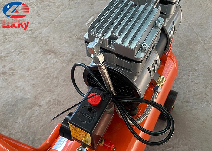 Máy nén khí không dầu 24 lít Lucky Sun