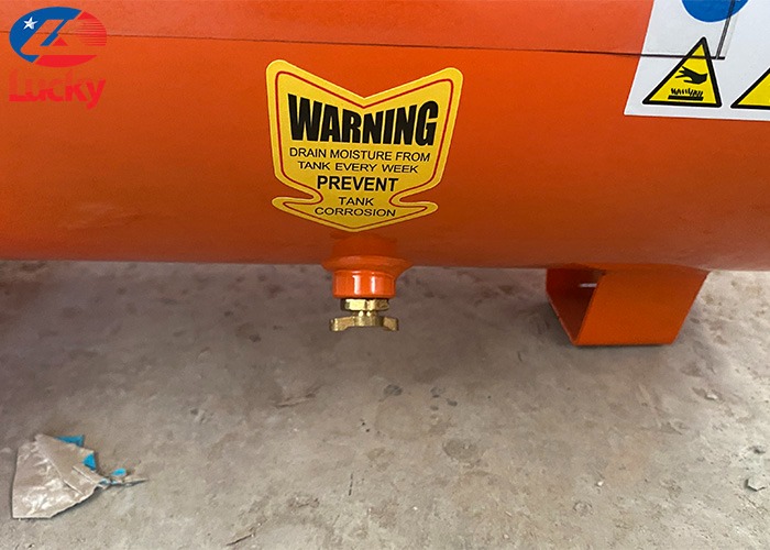 Máy nén khí không dầu 24 lít Lucky Sun