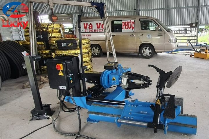 may-ra-vao-lop-dai-loan-4