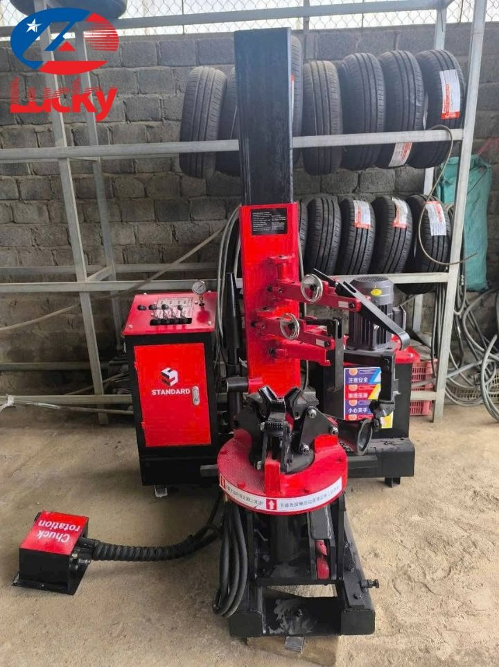 máy ra vào lốp Standard-7