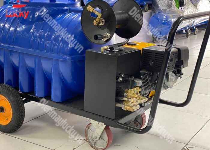 Máy Rửa Xe Cao áp Lutian Chạy Xăng 15hp (3) Min may-rua-xe-cao-ap-lutian-chay-xang-15HP-6
