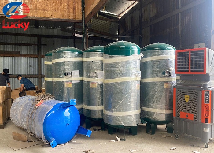 Bộ chăm sóc xe ô tô 1 khoang rửa cầu + 2 khoang thường + 2NT