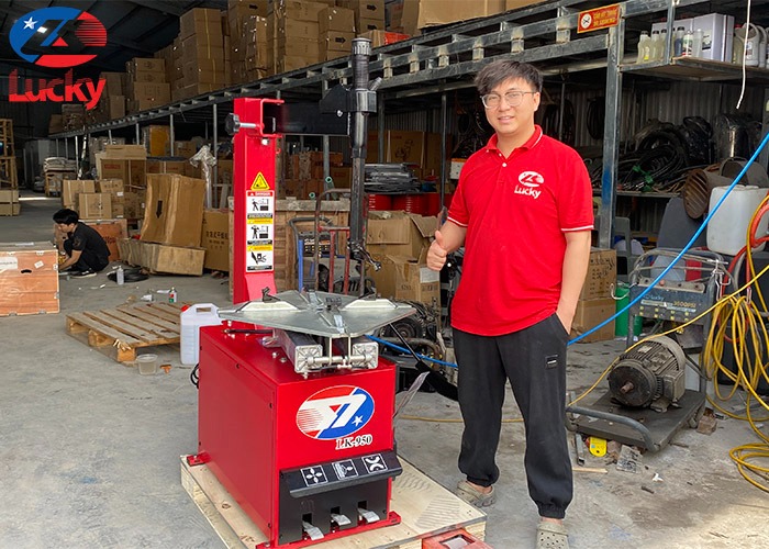 Bộ chăm sóc xe ô tô 1 khoang rửa cầu + 2 khoang thường + 2NT