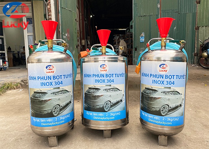 Bộ chăm sóc xe ô tô 1 khoang rửa cầu + 1 khoang thường + 2NT