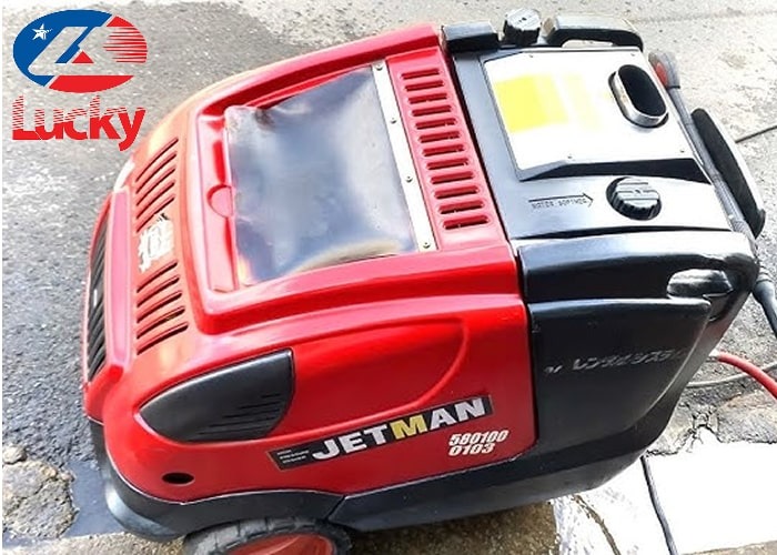 may-rua-xe-nuoc-nong-nhat-bai-9