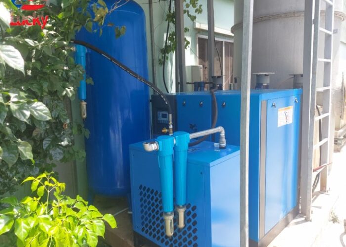 lap-dat-he-thong-khi-nen-truc-vit-37kw-phu-kien-dao-cat-hop-kim-tai-bac-ninh-1-min lap-dat-he-thong-khi-nen-truc-vit-37kw-phu-kien-dao-cat-hop-kim-tai-bac-ninh-1-min