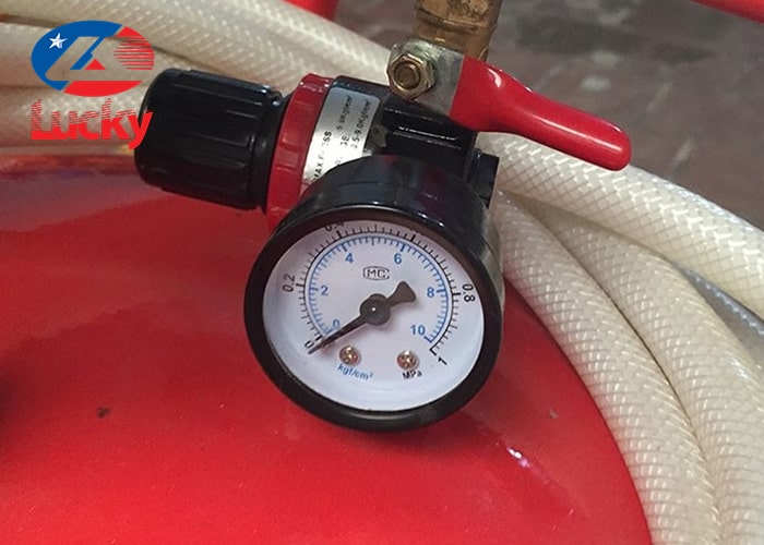 binh-bot-tuyet-sat-80-lit-lucky-2