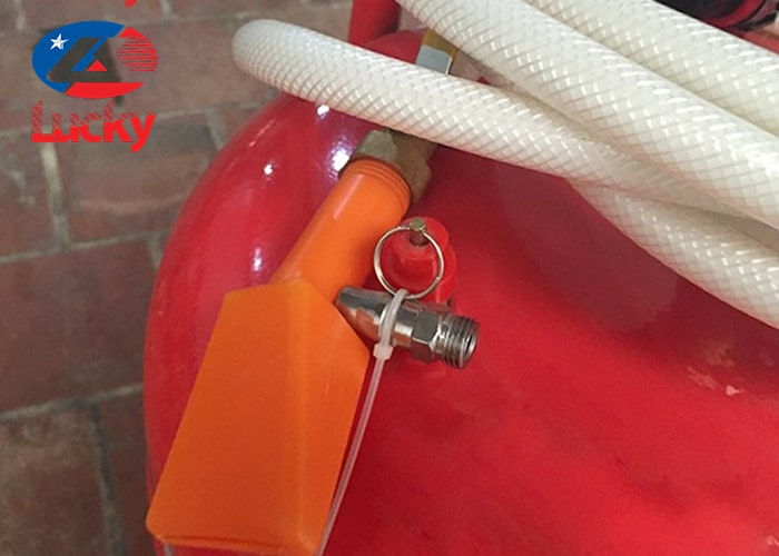 binh-bot-tuyet-sat-80-lit-lucky-3