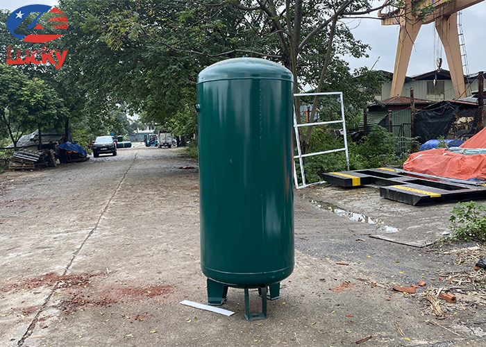 he-thong-khi-nen-20hp-15kw-5 he-thong-khi-nen-20hp-15kw-5