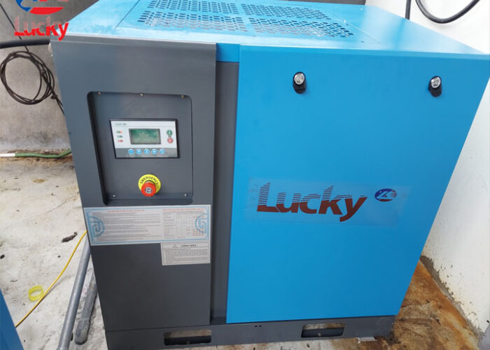 lap-dat-he-thong-khi-nen-truc-vit-20hp-xuong-may-yen-thanh-tai-ninh-binh-3 lap-dat-he-thong-khi-nen-truc-vit-20hp-xuong-may-yen-thanh-tai-ninh-binh-3