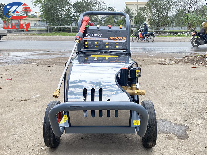 may-rua-xe-7-5-kw (7)