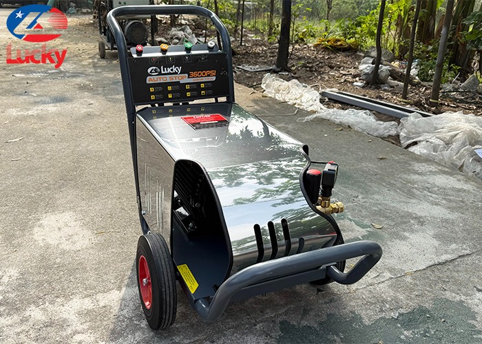 Máy rửa xe cao áp tự ngắt 3600PSI Lucky