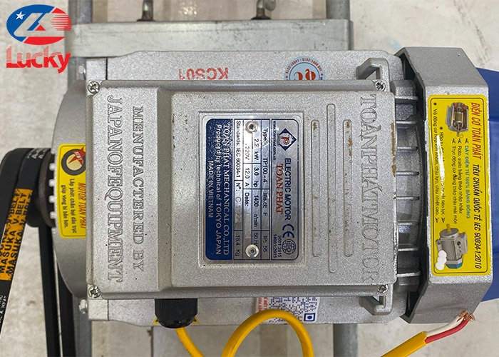 Máy rửa xe dây đai LS22