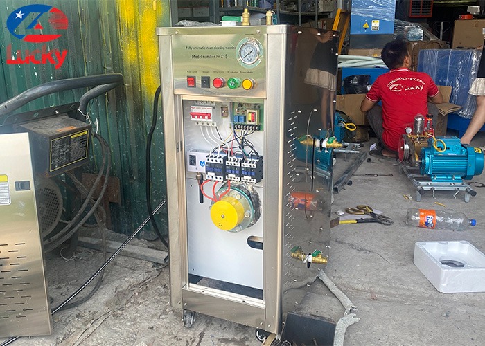 Máy rửa xe hơi nước nóng Lucky 15kw