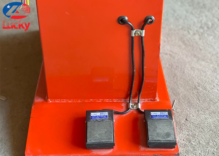 Máy tán má phanh kiểu nằm ngang điện 380V