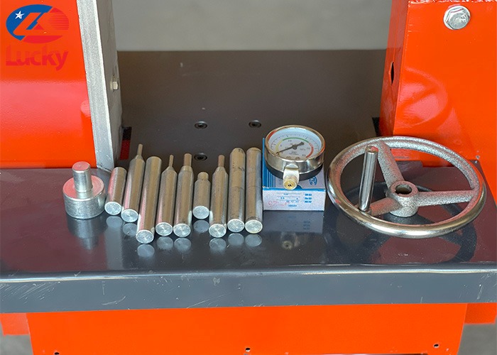 Máy tán má phanh kiểu nằm ngang điện 380V