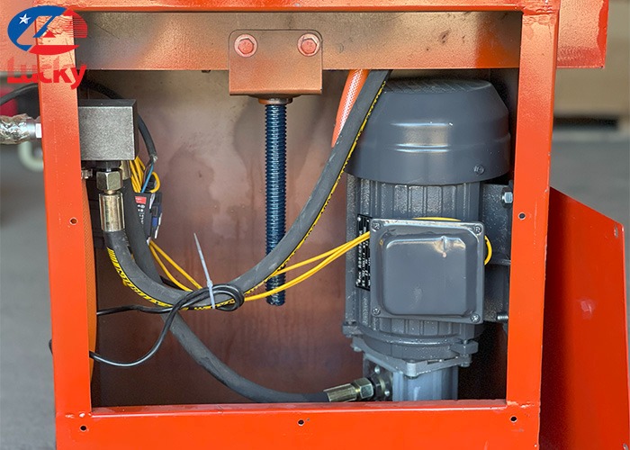 Máy tán má phanh kiểu nằm ngang điện 380V