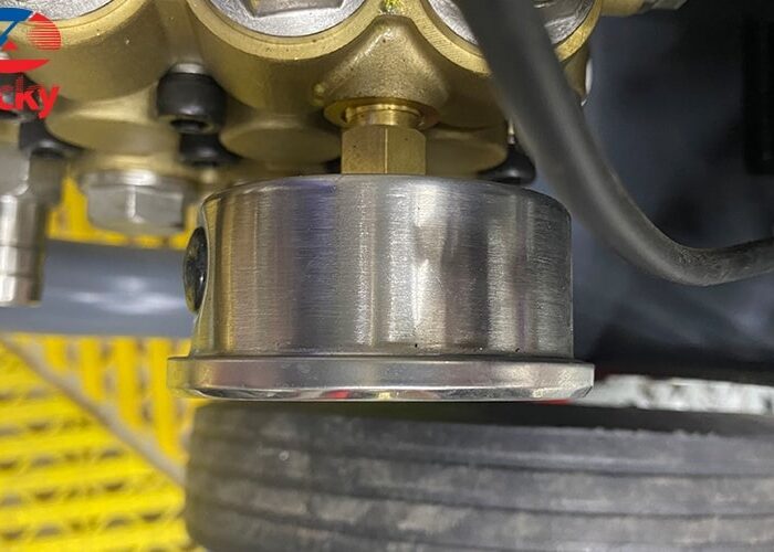 Đồng hồ đo áp lực máy rửa xe Đồng hồ đo áp lực máy rửa xe