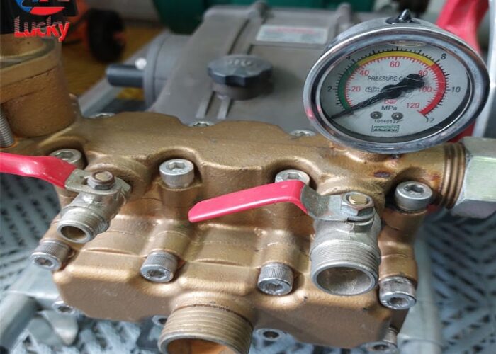 co-hut-may-rua-xe-2-min Sản phẩm hạn chế được tối đa các tình trạng rỉ sét bởi môi trường.