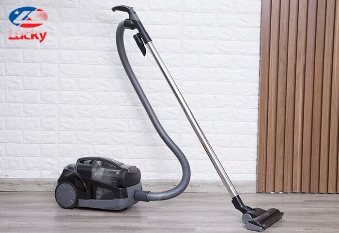 may-hut-bui-panasonic-2000w-1 may-hut-bui-panasonic-2000w-1