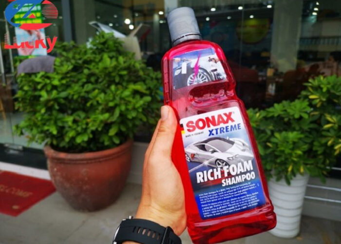 dung-dich-rua-xe-bot-tuyet-sonax-1675674090