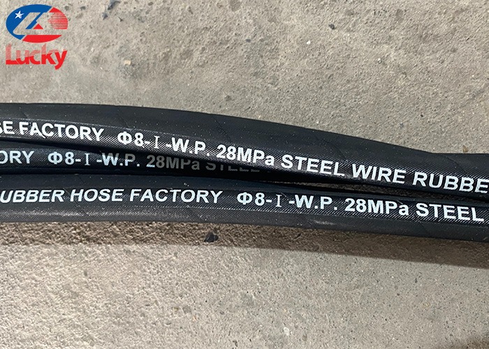 Tay quay rửa xe 360 độ đơn dài 7m