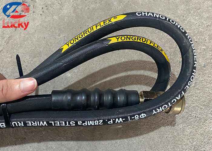 Tay quay rửa xe 360 độ đơn dài 7m