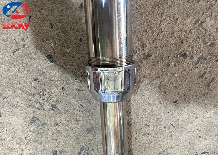 Tay quay rửa xe 360 độ đơn dài 7m