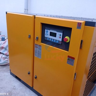 he-thong-truc-vit-22kw-cho-xuong-san-xuat-linh-kien-dien-tu-tai-hai-phong (2)-1683947109