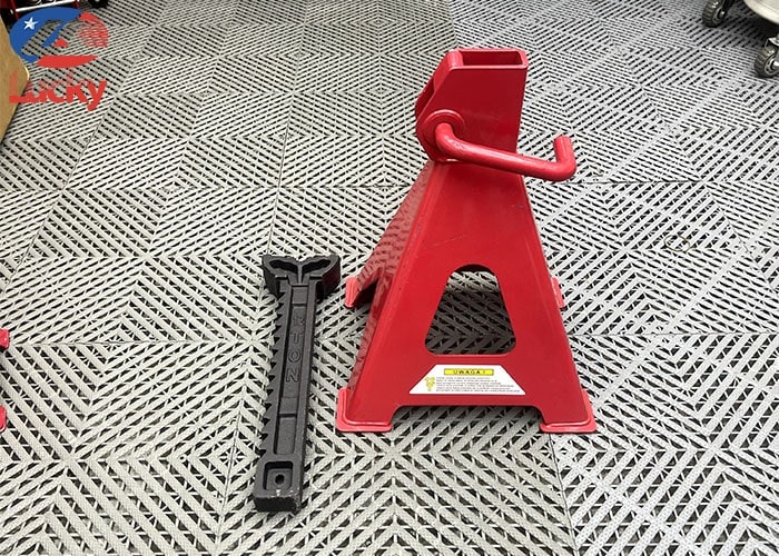 me-ke-o-to-jackstand-12-tan-2