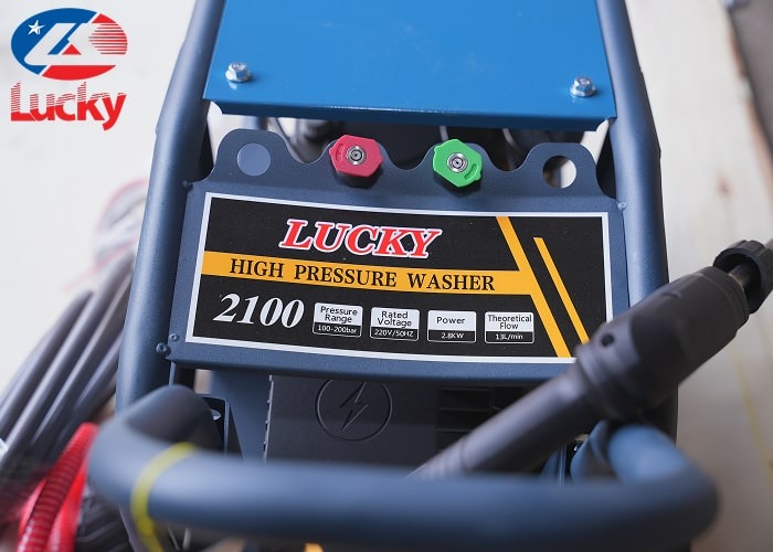 Máy rửa xe 2.5kw Lucky 2100