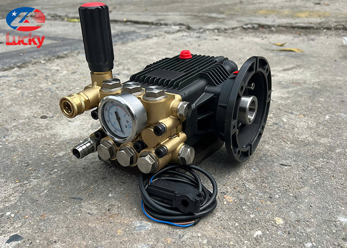 dau-bom-cao-ap-camry-2200psi-3kw-3