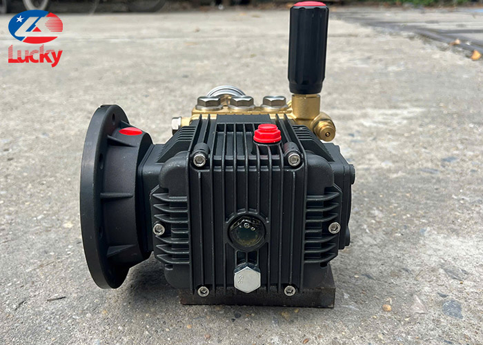 dau-bom-cao-ap-camry-2200psi-3kw-4