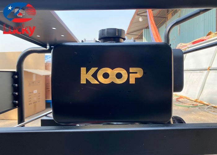 máy rửa xe chạy dầu 10hp Lucky