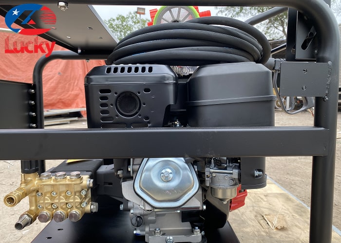 may-rua-xe-chay-xang-15hp-lucky-7